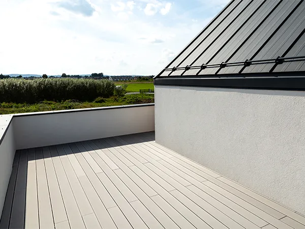 Seep Guard Horizontal Surfaces